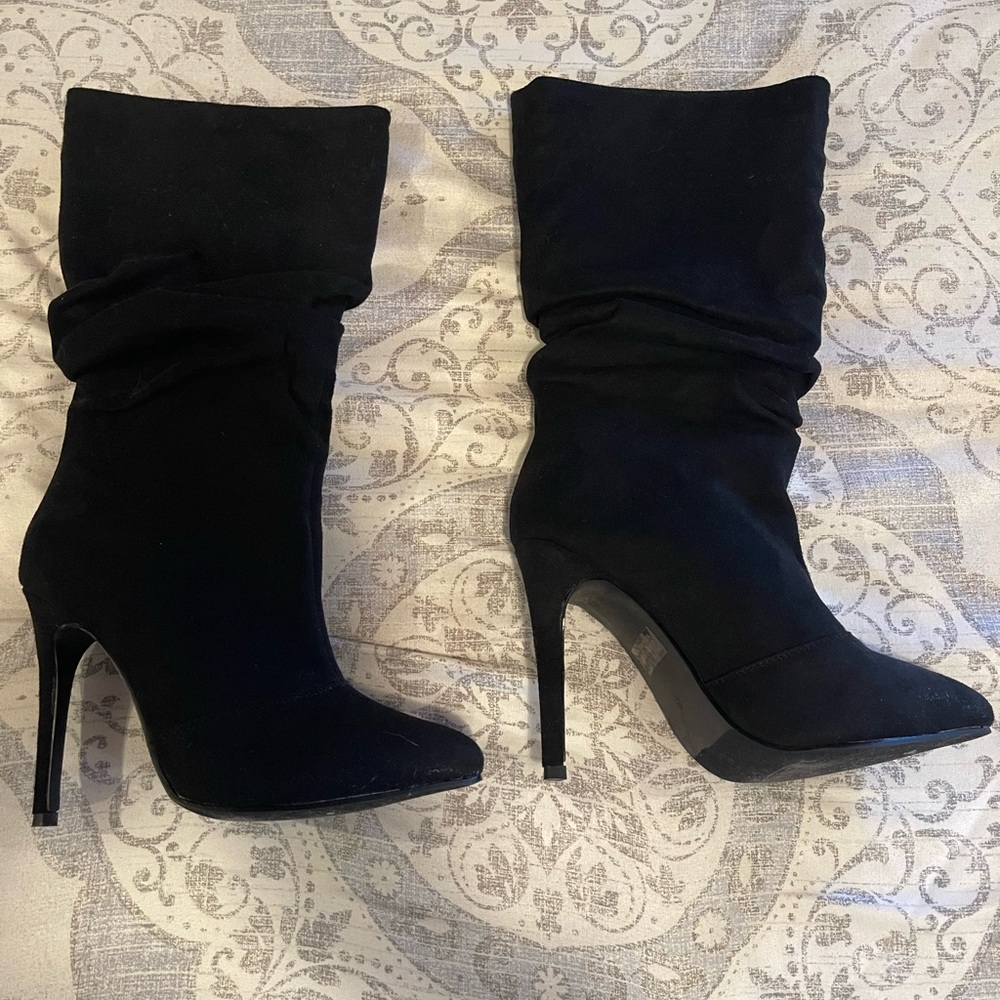 High Heeled Tall Boots from Venus!